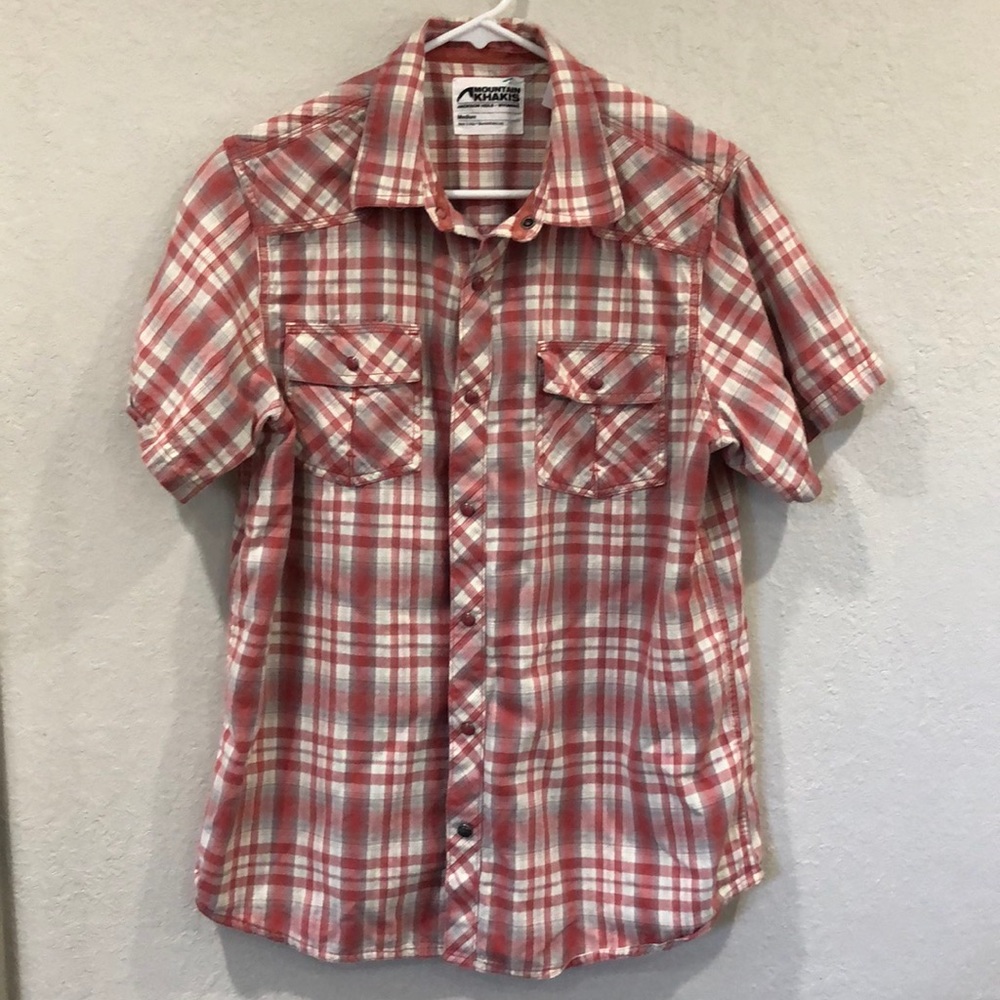 Mountain Khakis Pearl Snap ShortSleeve Button Down
